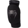 [Venum Elbow Protector] Black/Black Kontact - מגן מרפק ונום שחור/שחור