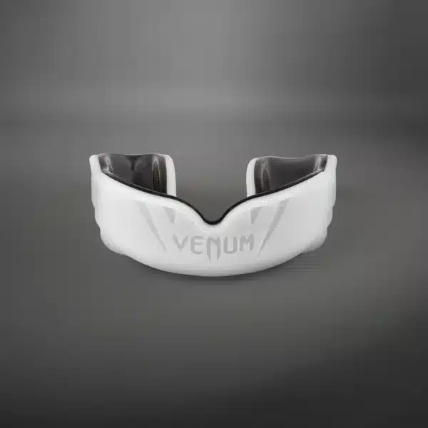 מגן שיניים Venum Challenger עם מארז מקורי