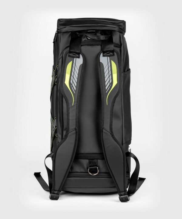 תיק אימון גב + רצועת כתף מקצועי ונום - VENUM TRAINING CAMP 3.0 SPORTS BAG