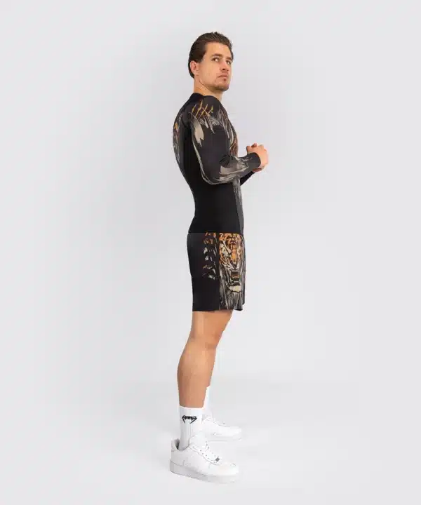 ראשגרד ונום Venum Tiger Men's Long Sleeve Rashguard - Black/Neon Orange