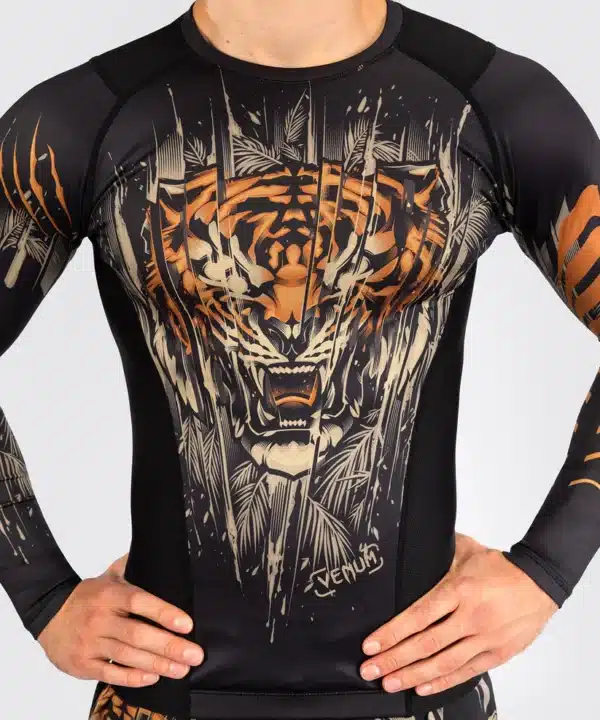 ראשגרד ונום Venum Tiger Men's Long Sleeve Rashguard - Black/Neon Orange