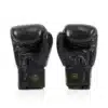 ⁦כפפות איגרוף פיירטקס FAIRTEX  DELUXE TIGHT-FIT GLOVES BGV19 - שחור⁩ – תמונה ⁦2⁩