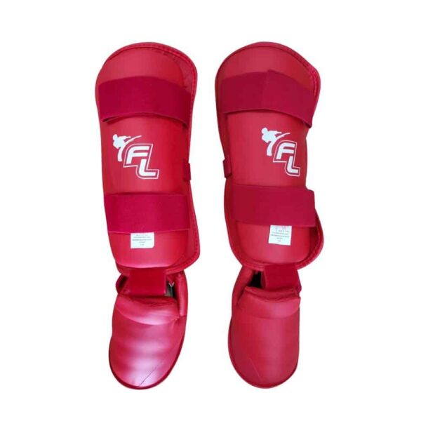 מגני רגליים קראטה אפקס בצבע אדום או כחול לאימונים ותחרויות