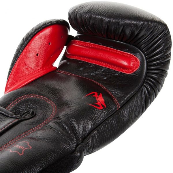 כפפות איגרוף ונום עור אמיתי  Venum "Giant 3.0" Boxing Gloves - שחור אדום
