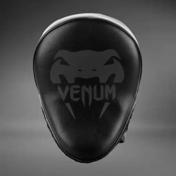 פדי פוקוס למאמן Venum Light שחור זוג