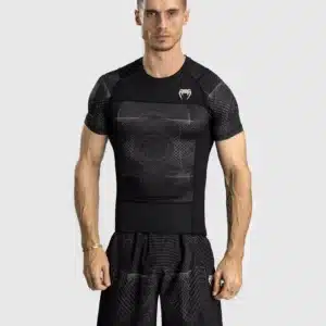 ראשגארד קצר אפור/שחור Venum G-Fit Air Men's Short Sleeve Rashguard - Deep Black/Desert Sand
