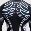 ⁦ראשגארד שרוול ארוך Venum x TEKKEN 8 - Jin Kazama Rashguard - Blue/Black/White⁩ – תמונה ⁦4⁩
