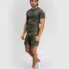 ⁦ראשגארד קצר ירוק צבאי Venum G-Fit Air Men's Short Sleeve Rashguard - Army Camo⁩ – תמונה ⁦4⁩