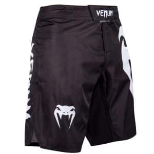 מכנס לחימה Venum Light 3.0 Fightshorts -שחור\לבן