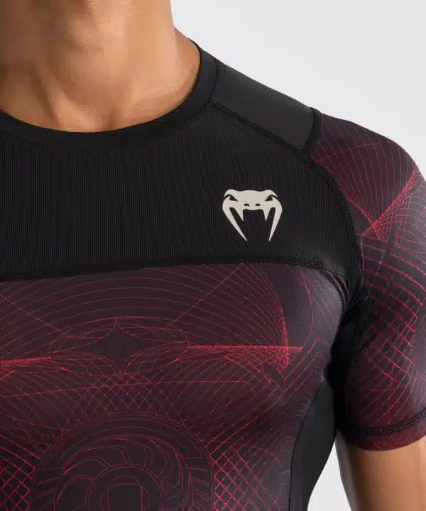 חולצת ראשגארד Venum G-Fit Air Men's Short Sleeve Rashguard - Deep Black/Fire Red