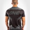⁦חולצת Venum ONE FC Impact Dry Tech T-Shirt - שחור שחור⁩ – תמונה ⁦2⁩