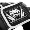 ⁦[Venum Elite Headgear] Taille Unique Black/White - מגן ראש ונום אליט ייחודי שחור/לבן⁩ – תמונה ⁦6⁩