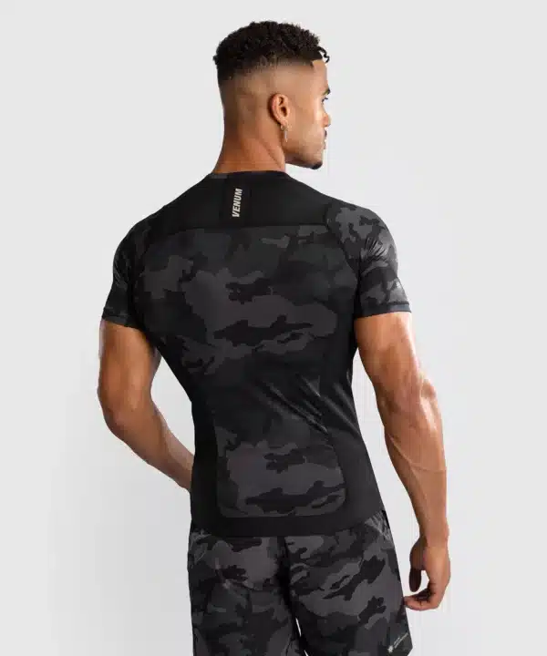 חולצת ראשגרד  Venum G-Fit Air Men's Short Sleeve Rashguard - Digital Urban Camo