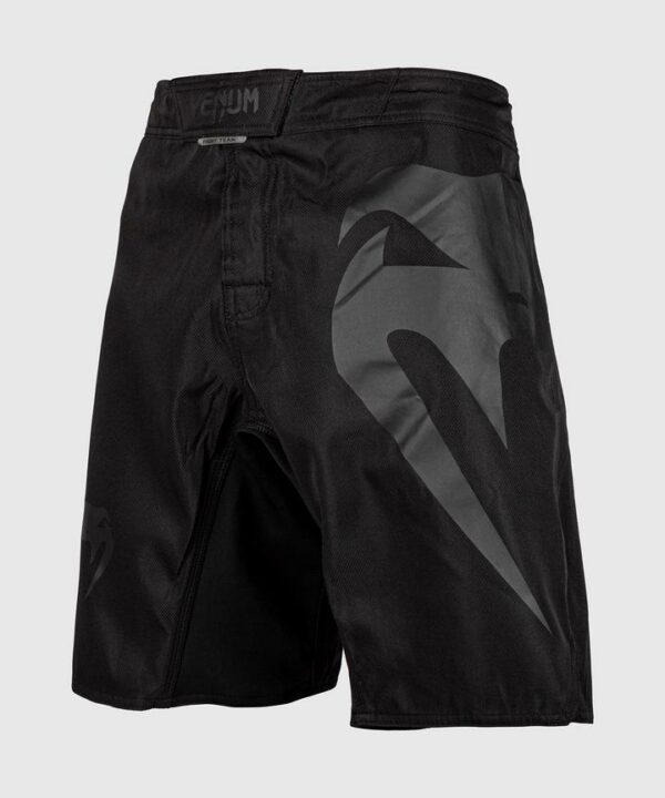 מכנס לחימה Venum Light 3.0 Fightshorts -שחור שחור