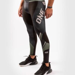 טייץ Venum ONE FC Impact Compression Tights - שחור חאקי