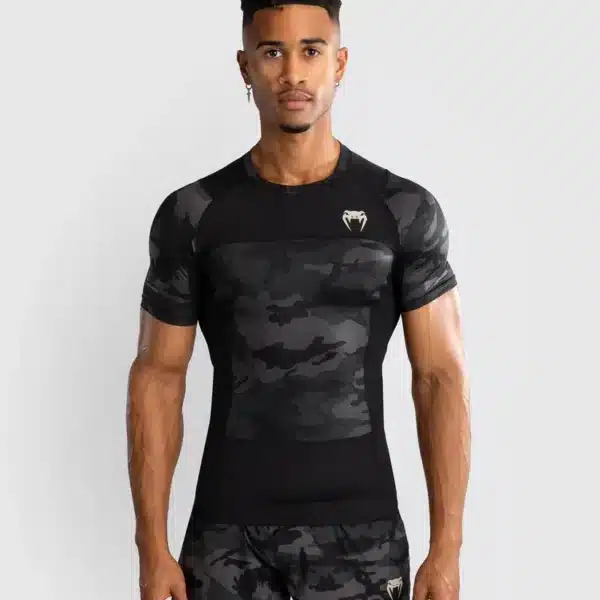 חולצת ראשגרד  Venum G-Fit Air Men's Short Sleeve Rashguard - Digital Urban Camo