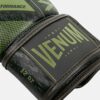 ⁦כפפות אגרוף Venum Commando Boxing Gloves Loma Edition⁩ – תמונה ⁦4⁩