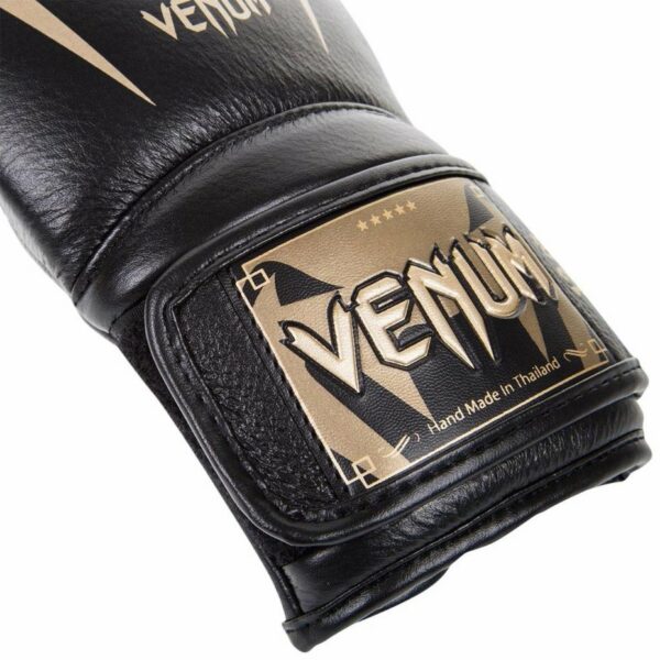 כפפות אגרוף Venum Giant 3.0 Boxing Gloves - Nappa Leather שחור זהב