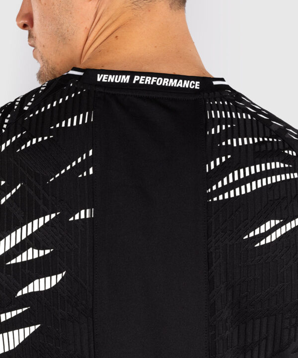 חולצה דרייפיט ונום UFC Fusion by Venum Authentic Fight Night Men’s Walkout Jersey - BLACK