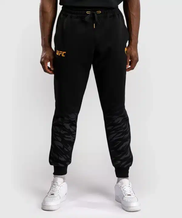 מכנס לחימה ונום UFC שחור-UFC Fusion by Venum Men’s Replica Pant - Champion