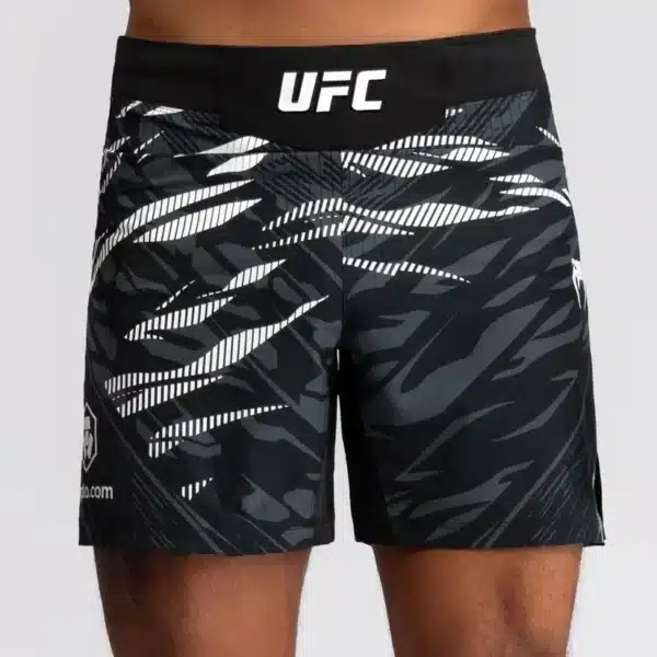 מכנס לחימה ונום UFC שחור- UFC Fusion by Venum Authentic Fight Night Men’s Fight Short - Short Fit - Black