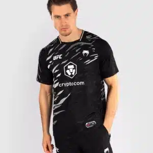 חולצה דרייפיט ונום UFC Fusion by Venum Authentic Fight Night Men’s Walkout Jersey - BLACK