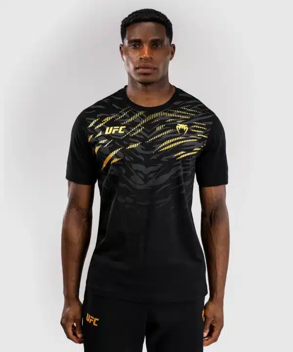 חולצת ונום UFC שחורה - UFC Fusion by Venum Men’s Replica Short Sleeve T-Shirt - Champion