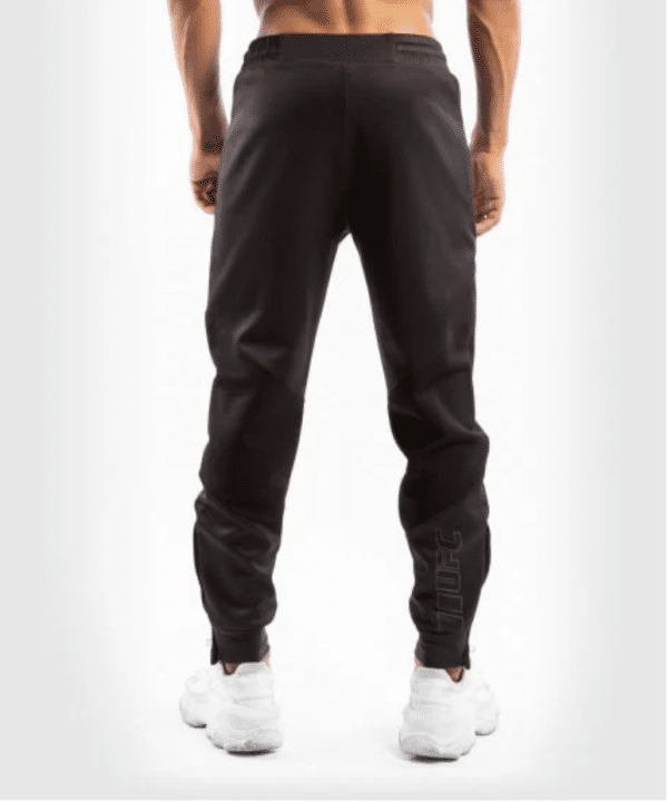 מכמנס ונום UFC שחור - UFC VENUM AUTHENTIC FIGHT WEEK MEN'S PANTS - KHAKI