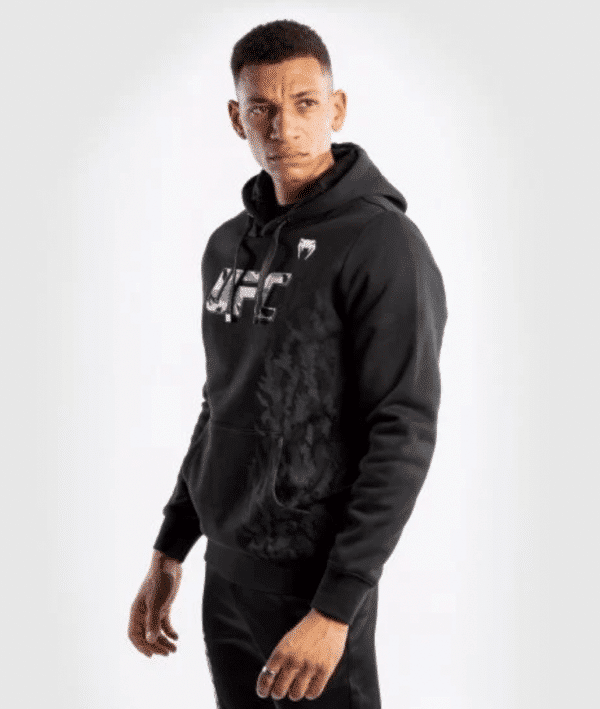 קפוצ׳ון ונום UFC שחור-UFC VENUM AUTHENTIC FIGHT WEEK MEN'S PULLOVER HOODIE - BLACK