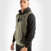 ⁦קפוצ׳ון ונום UFC VENUM AUTHENTIC FIGHT WEEK MEN'S PULLOVER HOODIE - KHAKI⁩ – תמונה ⁦3⁩