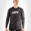חולצה עם שרוול ארוך של ונום UFC שחורה -UFC VENUM AUTHENTIC FIGHT WEEK MEN'S LONG SLEEVE T-SHIRT - BLACK