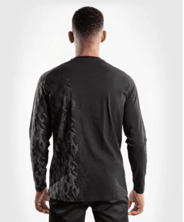 חולצה עם שרוול ארוך של ונום UFC שחורה -UFC VENUM AUTHENTIC FIGHT WEEK MEN'S LONG SLEEVE T-SHIRT - BLACK