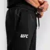 ⁦מכנס ונום UFC שחור- UFC Fusion by Venum Men’s Replica Pant - Black⁩ – תמונה ⁦4⁩