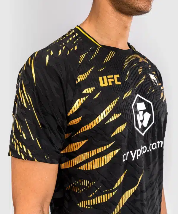 חולצה UFC אימון  UFC Fusion by Venum Authentic Fight Night Men’s Walkout Jersey - Champion