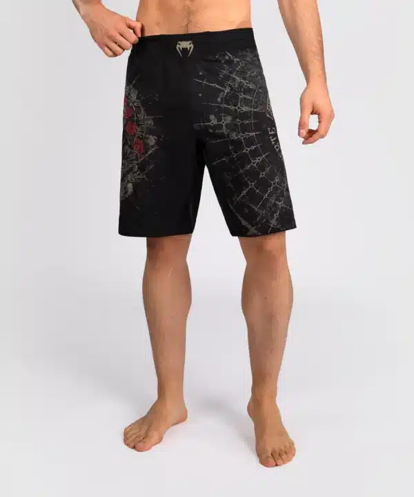 מיכנס לחימה של ונום - Venum Santa Muerte 5.0 Men’s Fight Shorts - Deep Black/Gold
