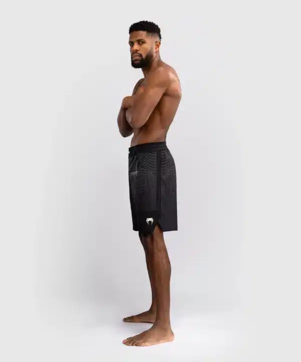 מיכנס לחימה של ונום - Venum G-Fit Air Men's Fight Shorts - Deep Black/Desert Sand
