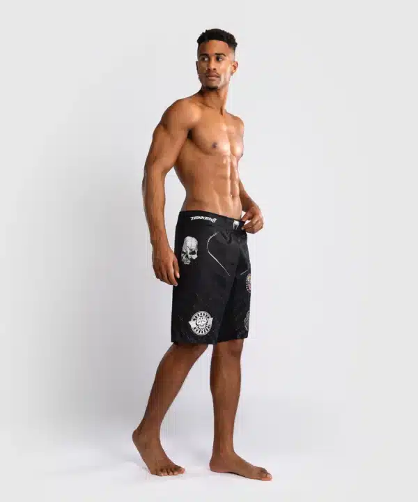 מיכנס לחימה של ונום - Venum x Tekken 8 - Paul Phoenix Fight Shorts - Black