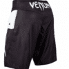 ⁦מכנס לחימה Venum Light 3.0 Fightshorts -שחור\לבן⁩ – תמונה ⁦3⁩