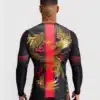 חולצת ונום ראשגרד- Venum x Tekken 8 - Marshall Law Rashguard - Black/Red/Gold
