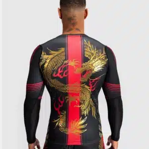 חולצת ונום ראשגרד- Venum x Tekken 8 - Marshall Law Rashguard - Black/Red/Gold