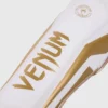 ⁦[Venum Elite Shinguards] White/Gold - מגני רגליים ונום אליט⁩ – תמונה ⁦3⁩