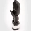 ⁦כפפות אגרוף VENUM IMPACT 2.0 MMA GLOVES - BLACK/WHITE⁩ – תמונה ⁦2⁩