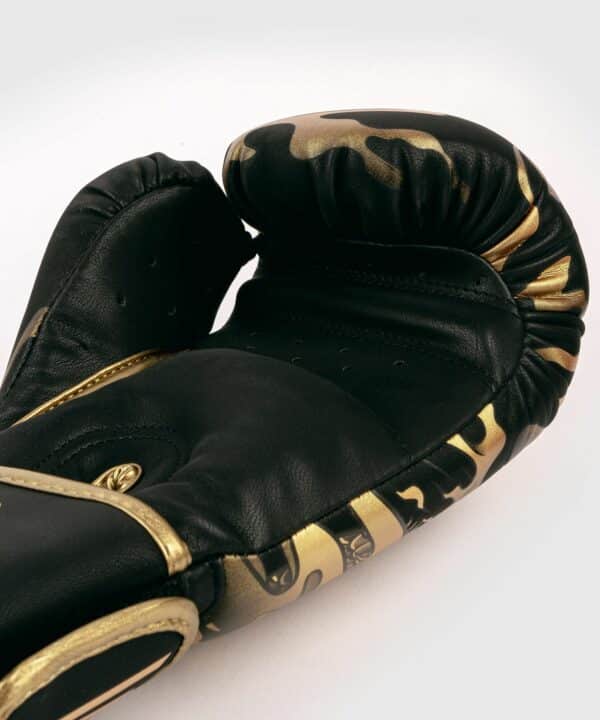 כפפות איגרוף Venum Dragon's Flight Boxing Gloves שחור/ברונז