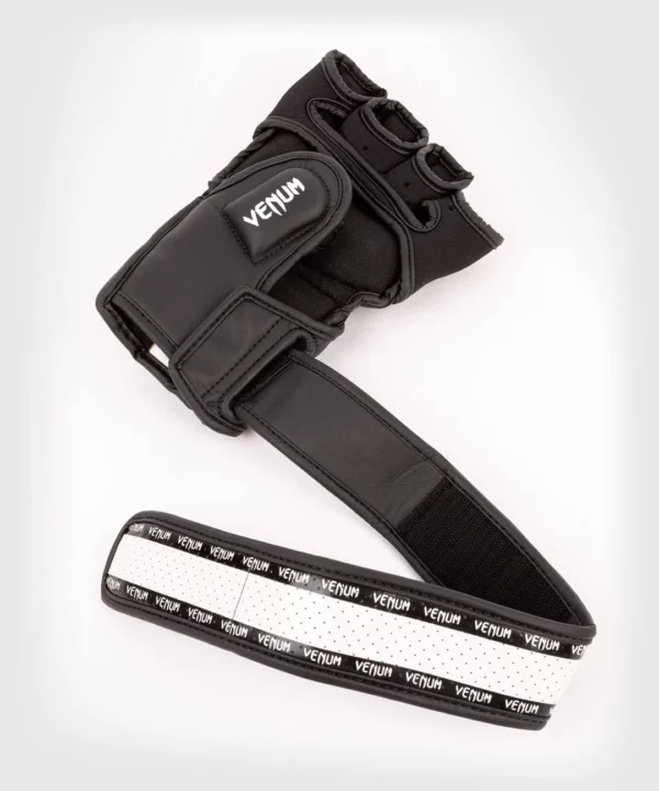 כפפות אגרוף VENUM IMPACT 2.0 MMA GLOVES - BLACK/WHITE