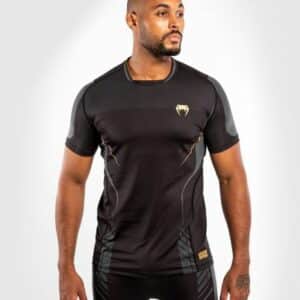 חולצת ונום שחור/זהב - VENUM ATHLETICS DRY TECH T-SHIRT – BLACK/GOLD