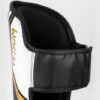 ⁦מגני רגליים ונום שחור זהב ולבן- VENUM CONTENDER 2.0 SHIN GUARDS - BLACK/WHITE/GOLD⁩ – תמונה ⁦3⁩