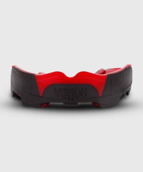 [Venum Mouthguard] Black/Red Predator - מגן שיניים פרדטור שחור/אדום