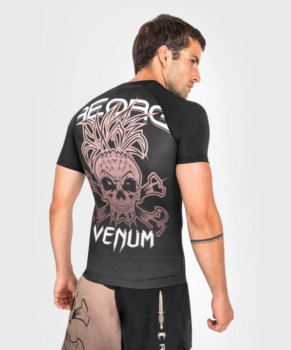 [Venum Reorg] Black Rashguard Short Sleeves חולצת ראשגארד ונום קצרה שחור