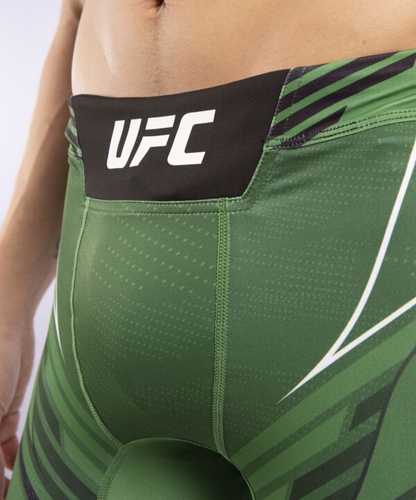 [UFC Venum Pro Line] Green Men's Vale Tudo Shorts מכנס טייץ ונום קצר ירוק