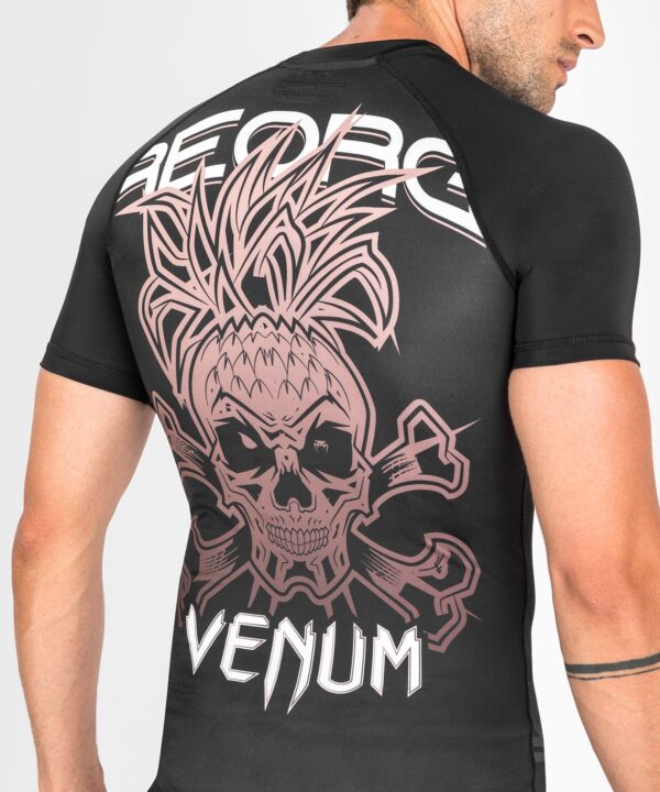 [Venum Reorg] Black Rashguard Short Sleeves חולצת ראשגארד ונום קצרה שחור
